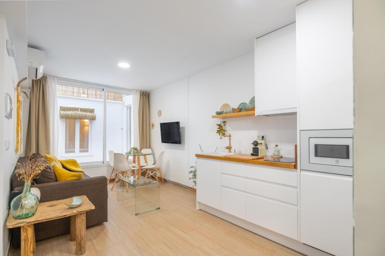 Alma Apartament *